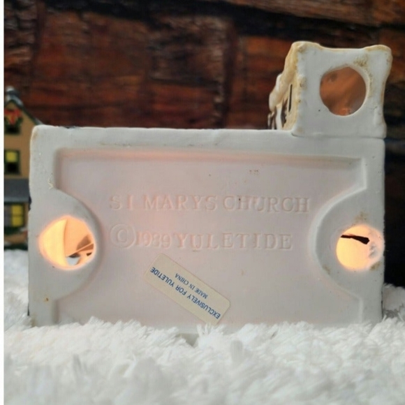 1989 Yuletide Village Lighted Ceramic St Marys Church - Picture 3 of 3